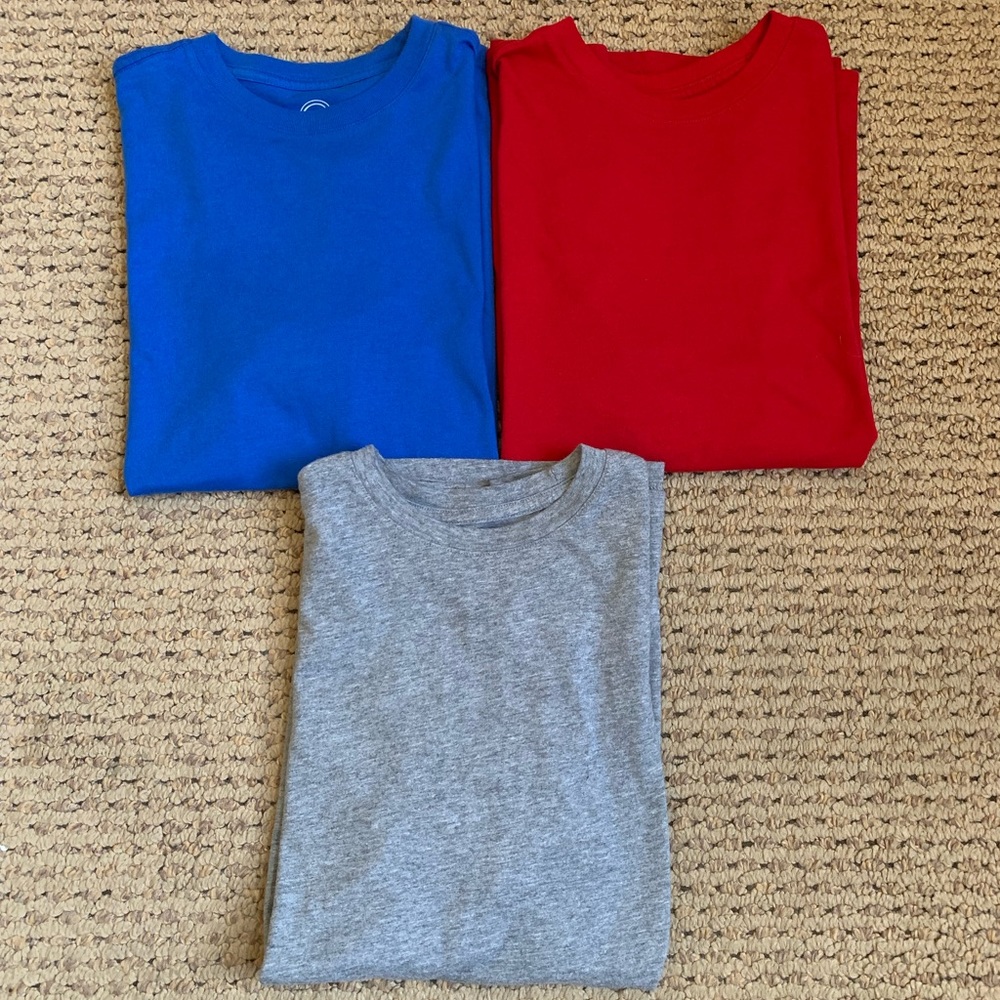 Boy’s t-shirts 🎅🏻